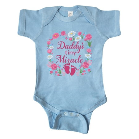Inktastic Daddy s Tiny Miracle with Pink Flowers and Baby Footprints Gift Baby Boy or Baby Girl Bodysuit
Inktastic Daddy s Tiny Miracle with Pink Flowers and Baby Footprints Gift Baby Boy or Baby Girl Bodysuit