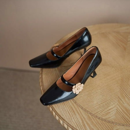 Red Mary Jane design shoes high heels high-grade wedding shoes with cheongsam shoes spring wear skirt
Red Mary Jane design shoes high heels high-grade wedding shoes with cheongsam shoes spring wear skirt