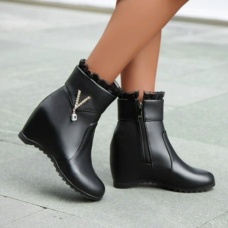 Christmas Ladies Solid Color Leather Lace Metal Decorated Zipper Inner Fashion Short Boots
Christmas Ladies Solid Color Leather Lace Metal Decorated Zipper Inner Fashion Short Boots