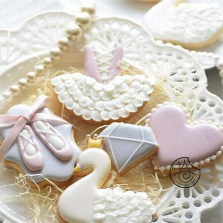 1Pc Cookie Cutter Ballet Skirt Swan Shape 3D Biscuit Mold Fondant Sugar Craft Embossed Cookie Mold C
1Pc Cookie Cutter Ballet Skirt Swan Shape 3D Biscuit Mold Fondant Sugar Craft Embossed Cookie Mold C