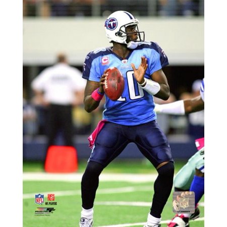 Vince Young 2010 Action Photo Print