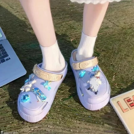 Hole shoes cartoon cute non-slip thick bottom poop feeling summer outdoor wear girl‘s heart Net Red closed toe sandals for women
Hole shoes cartoon cute non-slip thick bottom poop feeling summer outdoor wear girl‘s heart Net Red closed toe sandals for women