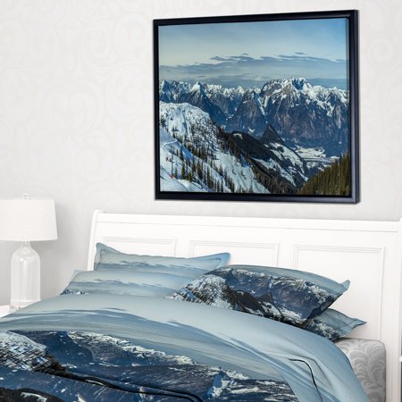 DESIGN ART Designart 'White Ski Slope Panoramic View' Landscape Artwork Framed Canvas