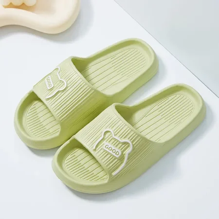 Children‘s Cute Cartoon EVA Slippers Soft Bottom Bathroom Slippers Indoor And Outdoor
Children‘s Cute Cartoon EVA Slippers Soft Bottom Bathroom Slippers Indoor And Outdoor