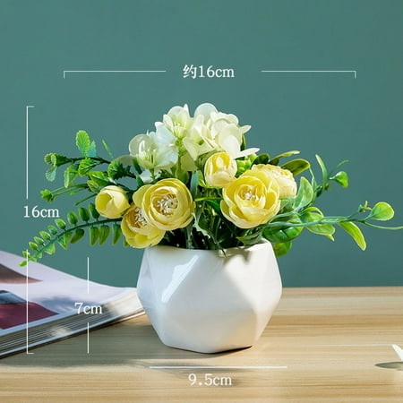 Simple Geometric Line Vase Simulation Flower Green Plants Potted Home Decoration (2 Pcs)
Simple Geometric Line Vase Simulation Flower Green Plants Potted Home Decoration (2 Pcs)