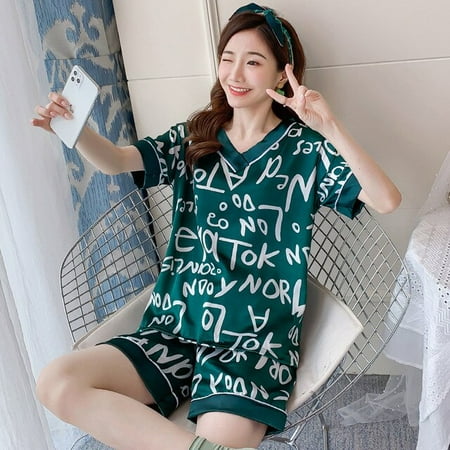 CoCopeaunt Womens Silk Satin Pajamas Pyjamas Set Sleepwear Pijama Couple Pajamas Suit Female Sleep Two Piece Set Men Loungewear Plus Size
CoCopeaunt Womens Silk Satin Pajamas Pyjamas Set Sleepwear Pijama Couple Pajamas Suit Female Sleep Two Piece Set Men Loungewear Plus Size