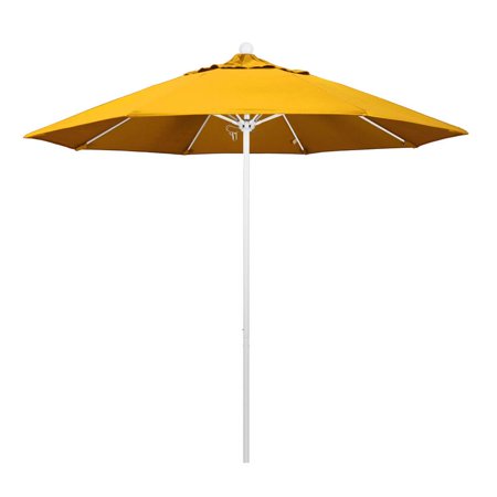 California Umbrella Venture Series Patio Market Umbrella in Pacifica with Aluminum Pole Fiberglass Ribs