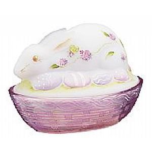 Fenton Art Glass Opal Satin and Rosemilk Bunny Box #4683ZY