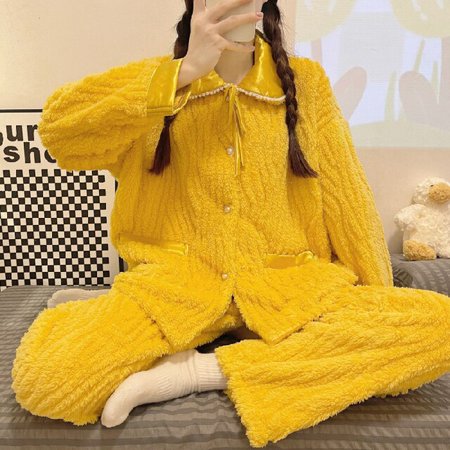 DanceeMangoo Women Winter Thicken Style Pajamas Set Button Kawaii Velvet Pyjamas for Woman Fashion Girls Warm Sleepwear Set Leisure Home Suit
DanceeMangoo Women Winter Thicken Style Pajamas Set Button Kawaii Velvet Pyjamas for Woman Fashion Girls Warm Sleepwear Set Leisure Home Suit