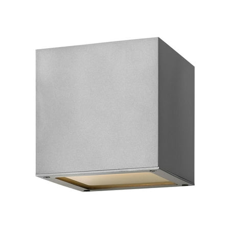 Hinkley Lighting 1768 Kube 8 Watt 6 Tall Integrated Led Outdoor Wall Sconce - Silver
Hinkley Lighting 1768 Kube 8 Watt 6 Tall Integrated Led Outdoor Wall Sconce - Silver