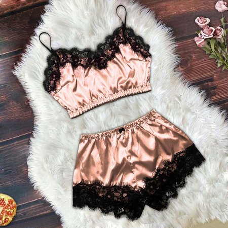 New Women s Two Pieces Pyjamas Sexy Lingerie Lounge Sets Lace Sleepwear Set Loose Hollow Out Splicing Pyjamas
New Women s Two Pieces Pyjamas Sexy Lingerie Lounge Sets Lace Sleepwear Set Loose Hollow Out Splicing Pyjamas