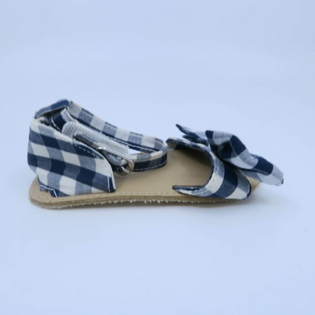 Pre-owned Gap Girls Blue | White Sandals size: 6-12 Months