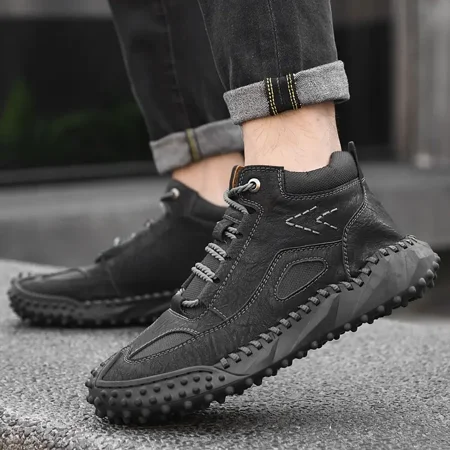Men‘s High Top Wear-resistant Rubber In Sole Anti-skid Lace Up Hiking Shoes Faux Leather Shoes
Men‘s High Top Wear-resistant Rubber In Sole Anti-skid Lace Up Hiking Shoes Faux Leather Shoes