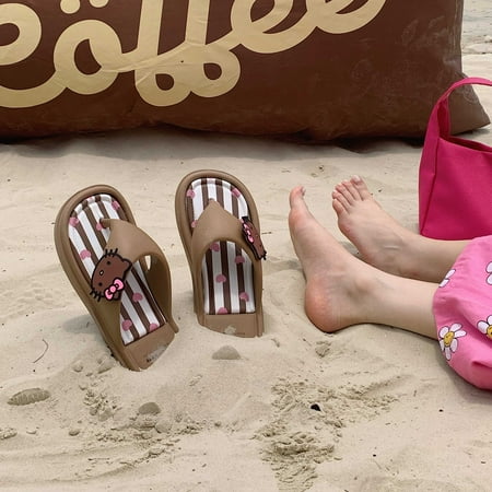 Sanrio Hello Kitty Cartoon Cute Leather Versatile Slippers Women‘s Summer New Fashion Shoes Y2k Girl Anti Slip Beach Flip Flops
Sanrio Hello Kitty Cartoon Cute Leather Versatile Slippers Women‘s Summer New Fashion Shoes Y2k Girl Anti Slip Beach Flip Flops
