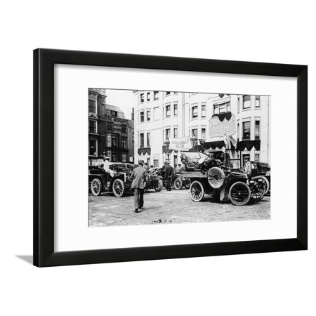 A 1903 Renault 10Hp Outside the Old Ship Hotel, Brighton, East Sussex, C1903 Framed Print Wall Art