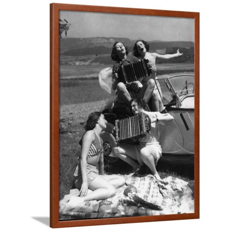 Accordion Picnic Girls Framed Print Wall Art