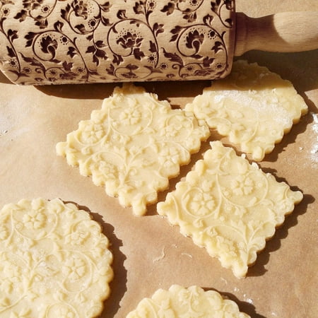Shiusina Christmas Rolling Pin Engraved Carved Wood Embossed Rolling Pin Kitchen Tool
Shiusina Christmas Rolling Pin Engraved Carved Wood Embossed Rolling Pin Kitchen Tool