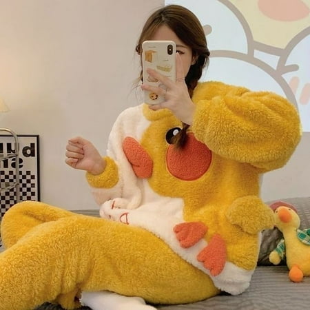 CoCopeaunt Coral fleece pajamas womens autumn and winter thickened velvet cute Korean version of the warm suit loose facecloth home wear
CoCopeaunt Coral fleece pajamas womens autumn and winter thickened velvet cute Korean version of the warm suit loose facecloth home wear