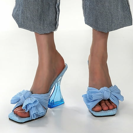 XIAQUJ Female Spring Summer Foreign Trade Dysmorphism Heel Satin Large High Heeled Sandals Sandals for Women Blue 9(42)
XIAQUJ Female Spring Summer Foreign Trade Dysmorphism Heel Satin Large High Heeled Sandals Sandals for Women Blue 9(42)