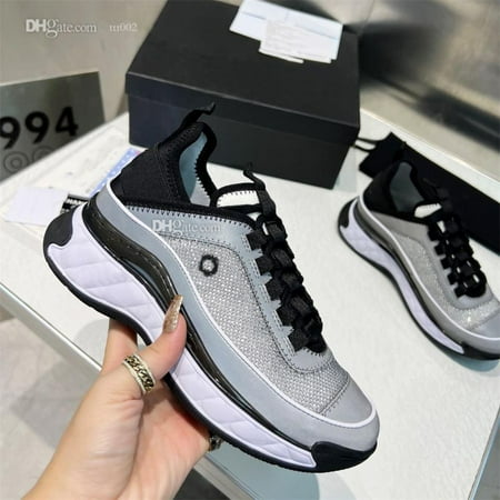 Designer Running Shoes Fashion Sneakers Mens And Womens Luxury Sports Shoe New Casual Trainers Classic Sneaker Ccity dhdfhgbv
Designer Running Shoes Fashion Sneakers Mens And Womens Luxury Sports Shoe New Casual Trainers Classic Sneaker Ccity dhdfhgbv