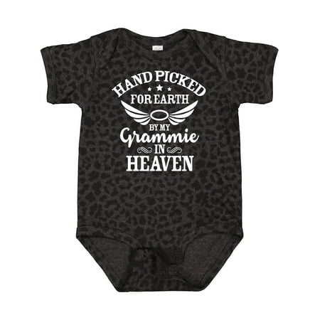 Inktastic Handpicked for Earth by My Grammie in Heaven Angel Wings Gift Baby Boy or Baby Girl Bodysuit
Inktastic Handpicked for Earth by My Grammie in Heaven Angel Wings Gift Baby Boy or Baby Girl Bodysuit