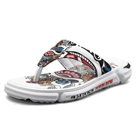 New Men s Slippers Non-slip Wear-resistant Beach Shoes Personalized Embroidery Fashion Men Slippers Outdoor Leisure Sandals
New Men s Slippers Non-slip Wear-resistant Beach Shoes Personalized Embroidery Fashion Men Slippers Outdoor Leisure Sandals