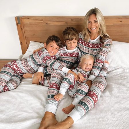 2023 New Year sClothes Christmas Pajamas Adults Kids Matching Outfits Soft Casual Pattern 2 Pieces Suit Baby Romper Family Look
2023 New Year sClothes Christmas Pajamas Adults Kids Matching Outfits Soft Casual Pattern 2 Pieces Suit Baby Romper Family Look