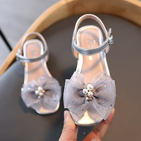 TALKVE Pearl Princess Shoes Sandals Children Flat Slippers Soft-soled Non-slip Bowkont Girl s shoes
TALKVE Pearl Princess Shoes Sandals Children Flat Slippers Soft-soled Non-slip Bowkont Girl s shoes