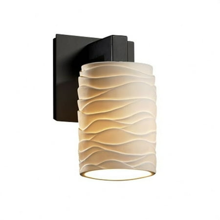 Justice Design POR-8921-10-WAVE-CROM Limoges Modular - 1 Light Wall Sconce with Waves Flat Rim Cylinder Shade Polished Chrome Incandescent Antique Brass Finish
Justice Design POR-8921-10-WAVE-CROM Limoges Modular - 1 Light Wall Sconce with Waves Flat Rim Cylinder Shade Polished Chrome Incandescent Antique Brass Finish