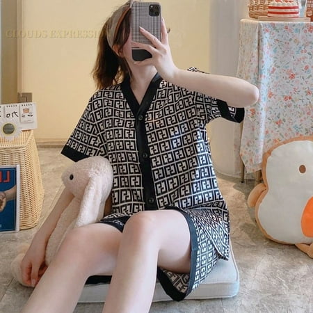 QWZNDZGR Spring Summer Ladies Faux Silk Polyester Pajama Sets Sexy Womens Homewear Casual Luxury Pajamas Plaid Pajamas Female Sleepwear
QWZNDZGR Spring Summer Ladies Faux Silk Polyester Pajama Sets Sexy Womens Homewear Casual Luxury Pajamas Plaid Pajamas Female Sleepwear
