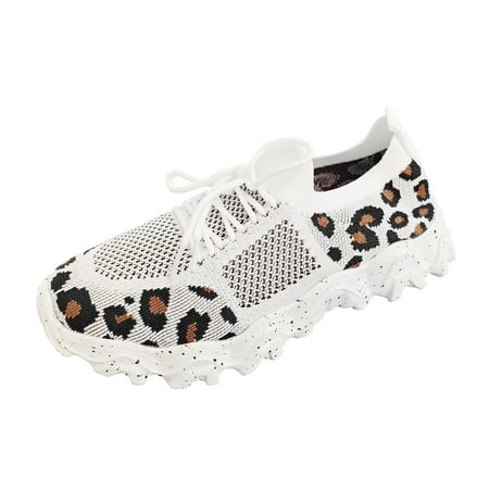 Running Shoes for Women Waterproof and Drainage Thick Sole Winter Pair with Jeans the Front Tip Of the Shoe Has a Large Space
Running Shoes for Women Waterproof and Drainage Thick Sole Winter Pair with Jeans the Front Tip Of the Shoe Has a Large Space