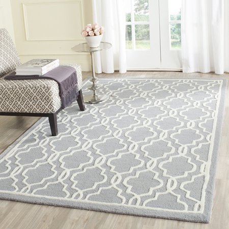 Safavieh Cambridge Collection CAM131D Handcrafted Moroccan Geometric Silver and Ivory Premium Wool Area Rug (8' x 10')