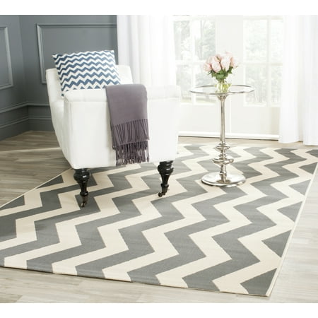 Safavieh Courtyard Ayden Chevron Indoor/Outdoor Area Rug or Runner