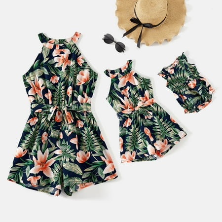 PatPat Family Matching Cotton Short-sleeve T-shirts and Allover Dinosaur Print Spliced Naia™ Dresses
PatPat Family Matching Cotton Short-sleeve T-shirts and Allover Dinosaur Print Spliced Naia™ Dresses