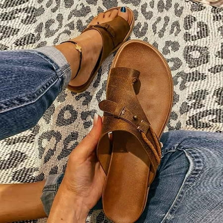 Yesbay 1 Pair Slip-on Open Toe Beach Sandals Faux Leather Retro Bohemian Clip-Toe Flat Slippers Walking Shoes
Yesbay 1 Pair Slip-on Open Toe Beach Sandals Faux Leather Retro Bohemian Clip-Toe Flat Slippers Walking Shoes