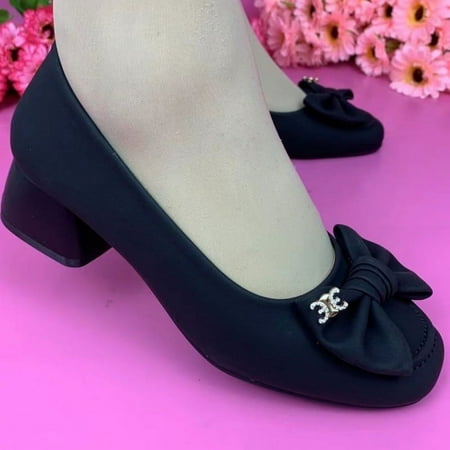 Single-layer shoes women‘s 2024 new soft spring and autumn soft surface soft bottom women‘s shoes thick heel square toe shoes women‘s fashionable mother‘s shoes
Single-layer shoes women‘s 2024 new soft spring and autumn soft surface soft bottom women‘s shoes thick heel square toe shoes women‘s fashionable mother‘s shoes