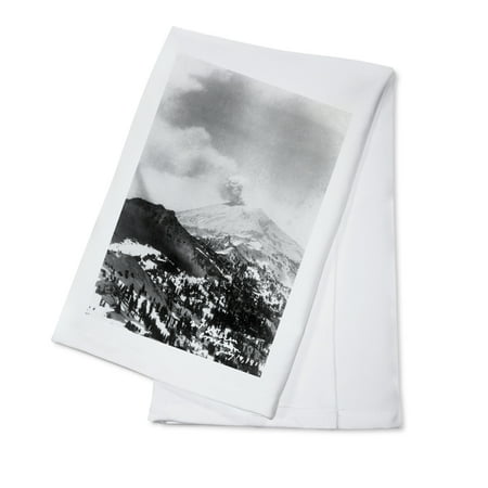 

Mt. Lassen National Park California Aerial View of Mt. Lassen (100% Cotton Tea Towel Decorative Hand Towel Kitchen and Home)