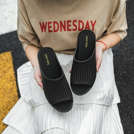 Sandals and slippers women‘s summer wedge thick-soled fashion outer wear beach shoes mesh hollow female slippers
Sandals and slippers women‘s summer wedge thick-soled fashion outer wear beach shoes mesh hollow female slippers