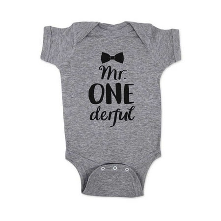 Mr. ONEderful Bow Tie - First Birthday Shirt or Bodysuit - Age 1 One year old - wallsparks cute & funny Brand
Mr. ONEderful Bow Tie - First Birthday Shirt or Bodysuit - Age 1 One year old - wallsparks cute & funny Brand