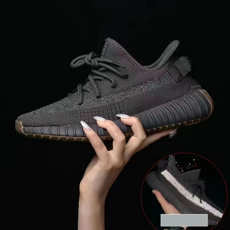 Men Trendy Sneakers Breathable Lightweight Running Shoes Couple Outdoor Walking Sneakers With Reflective Design Valentine‘s Day Spring And Summer
Men Trendy Sneakers Breathable Lightweight Running Shoes Couple Outdoor Walking Sneakers With Reflective Design Valentine‘s Day Spring And Summer