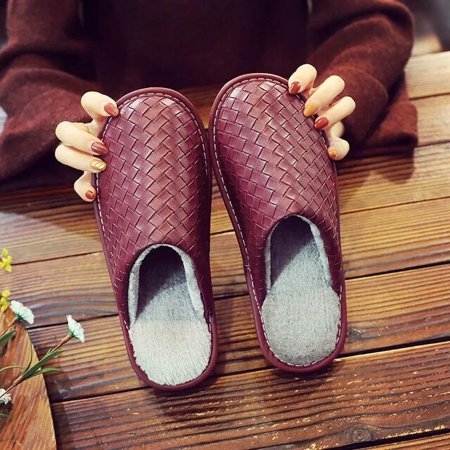 QWZNDZGR 2022 Spring Braided Leather Slippers Men Indoor Home Shoes Unisex Room Slippers Male Fur Slides New Mules Slipper Big Size 45 46
QWZNDZGR 2022 Spring Braided Leather Slippers Men Indoor Home Shoes Unisex Room Slippers Male Fur Slides New Mules Slipper Big Size 45 46