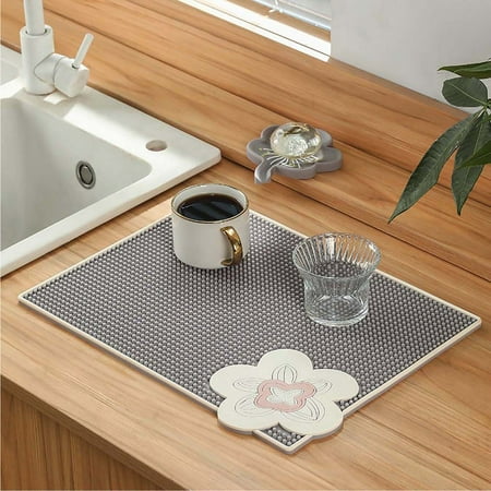 xaoyunyn Insulated PVC Table Mat Heat and Water Easy to Clean Stylish Kitchen Dining Accessory with Slip and Shock Absorption Properties Gray
xaoyunyn Insulated PVC Table Mat Heat and Water Easy to Clean Stylish Kitchen Dining Accessory with Slip and Shock Absorption Properties Gray