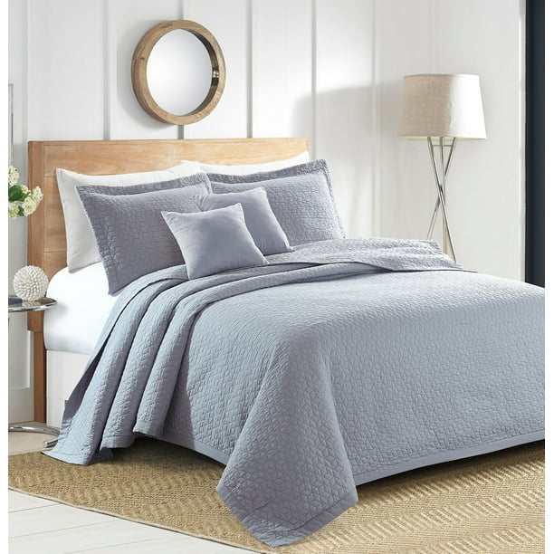 Sherry Kline Out of the Box Embroidered 3-piece King Light grey Cotton Quilt Set