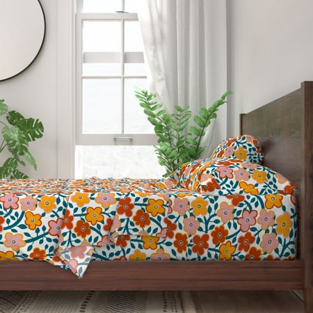 Retro Flowers Limited Palette Challenge 100% Cotton Sateen Sheet Set by Roostery