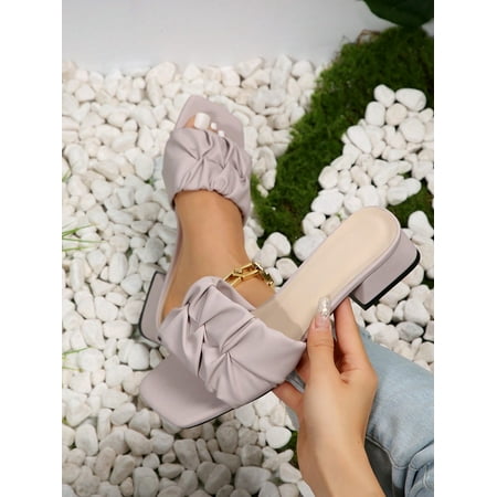 2023 New Summer Women Slippers Casual Anti-Slip Thick Heel Open Toe Slides With Square Head And Fresh Print Design For Outdoor Wear
2023 New Summer Women Slippers Casual Anti-Slip Thick Heel Open Toe Slides With Square Head And Fresh Print Design For Outdoor Wear