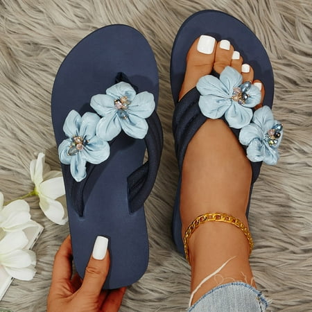 Aayomet Platform Sandals Women Ladies Shoes Thick Sole Lightweight Flip Flop Sandals Slippers Pearl Flower Beach Flip Flops Blue 6.5
Aayomet Platform Sandals Women Ladies Shoes Thick Sole Lightweight Flip Flop Sandals Slippers Pearl Flower Beach Flip Flops Blue 6.5