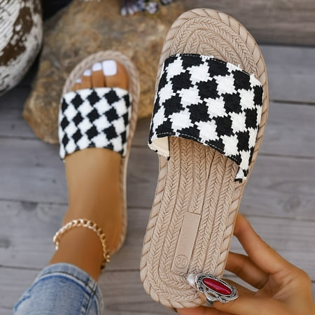 Women s Clip Toe Flat Slides Casual Summer Solid Color Flip Flops Lightweight Outdoor Beach Slide Shoes for Holiday
Women s Clip Toe Flat Slides Casual Summer Solid Color Flip Flops Lightweight Outdoor Beach Slide Shoes for Holiday