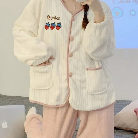 Warm Strawberry Print Flannel Pajamas Set V Neck Cardigan Top & Elastic Waistband Pants Women‘s Loungewear & Sleepwear
Warm Strawberry Print Flannel Pajamas Set V Neck Cardigan Top & Elastic Waistband Pants Women‘s Loungewear & Sleepwear