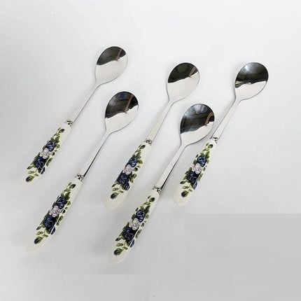 5pcs/lot Kitchen tool Fashion Stainless Steel Spoon /156mm Bone China fruit Spoon /ca dessert Spoon tableware
5pcs/lot Kitchen tool Fashion Stainless Steel Spoon /156mm Bone China fruit Spoon /ca dessert Spoon tableware