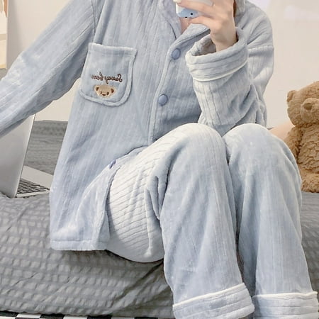 Warm & Fuzzy Flannel Pajamas Cute Bear Print Lapel Long Sleeve Top & Elastic Waistband Pants Women‘s Loungewear & Sleepwear
Warm & Fuzzy Flannel Pajamas Cute Bear Print Lapel Long Sleeve Top & Elastic Waistband Pants Women‘s Loungewear & Sleepwear